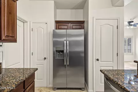 Kitchen - 7726 E Baseline Rd #170, Mesa, AZ 85209 photo 2 of 2