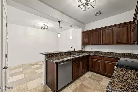 Kitchen - 7726 E Baseline Rd #170, Mesa, AZ 85209 photo 1 of 2