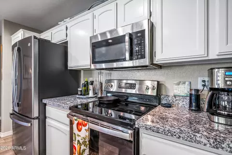 Kitchen - 11558 E Lomita Ave, Mesa, AZ 85209 photo 3 of 4