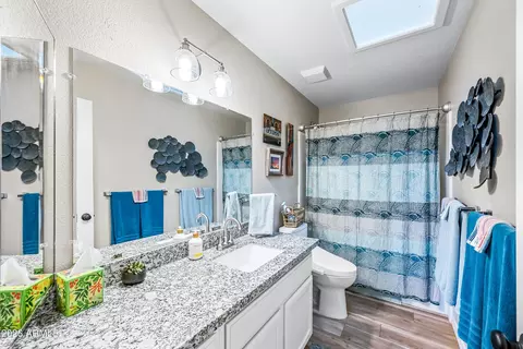 Bath - 11558 E Lomita Ave, Mesa, AZ 85209 photo 4 of 4