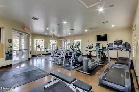 View/Area - 7445 Eagle Crest Dr #1077, Mesa, AZ 85207 photo 2 of 4