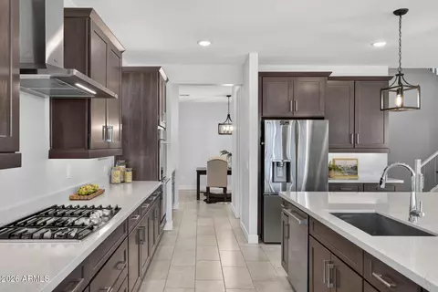 Kitchen - 9634 E Rainbow Ave, Mesa, AZ 85212 photo 2 of 6