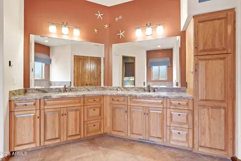 Bath - 2303 E Scarlet Bugler Cir, Payson, AZ 85541 photo 5 of 11