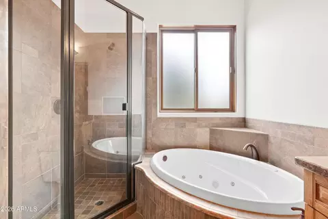 Bath - 2303 E Scarlet Bugler Cir, Payson, AZ 85541 photo 4 of 11