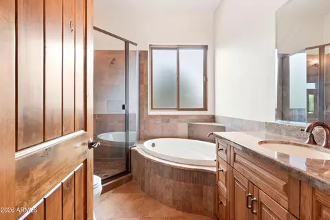 Bath - 2303 E Scarlet Bugler Cir, Payson, AZ 85541 photo 3 of 11