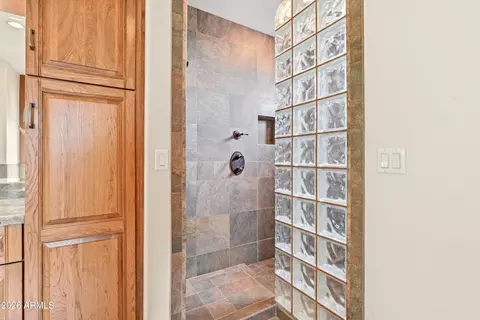 Bath - 2303 E Scarlet Bugler Cir, Payson, AZ 85541 photo 8 of 11