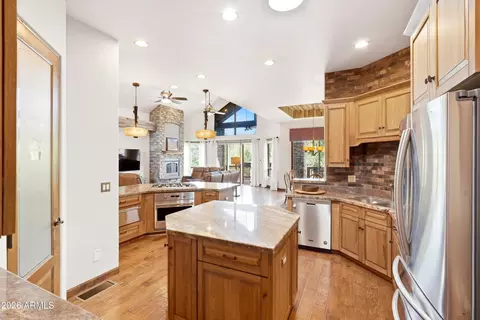 Kitchen - 2303 E Scarlet Bugler Cir, Payson, AZ 85541 photo 4 of 4