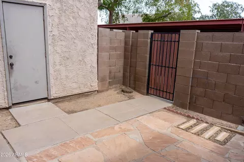 Exterior - 600 S Dobson Apt 154 Rd, Mesa, AZ 85202 photo 5 of 9
