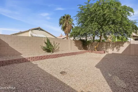 Exterior - 4622 E Grovers Ave, Phoenix, AZ 85032 photo 4 of 7