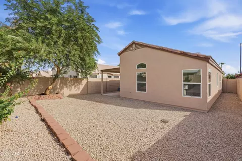 Exterior - 4622 E Grovers Ave, Phoenix, AZ 85032 photo 5 of 7