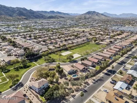 View/Area - 8802 S 9th St, Phoenix, AZ 85042 photo 1 of 3