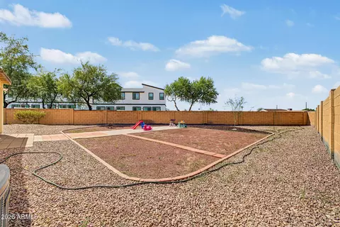 Exterior - 8802 S 9th St, Phoenix, AZ 85042 photo 7 of 9