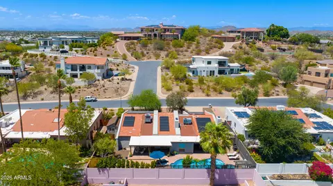 View/Area - 925 E Waltann Ln, Phoenix, AZ 85022 photo 4 of 5