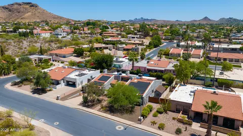 View/Area - 925 E Waltann Ln, Phoenix, AZ 85022 photo 1 of 5