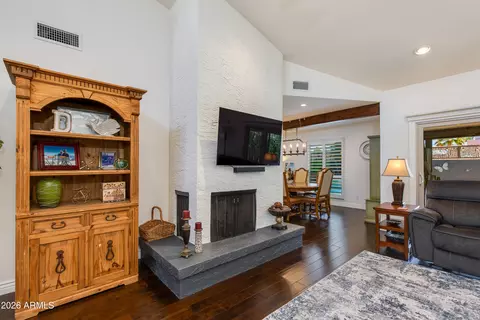 Living - 925 E Waltann Ln, Phoenix, AZ 85022 photo 5 of 8