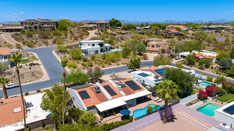View/Area - 925 E Waltann Ln, Phoenix, AZ 85022 photo 3 of 5