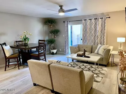 7920 E Camelback Rd #203, Scottsdale, AZ 85251