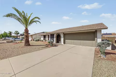 10402 W Harmont Dr, Peoria, AZ 85345