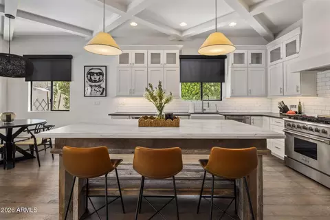 Kitchen - 4506 E Montecito Ave, Phoenix, AZ 85018 photo 4 of 5