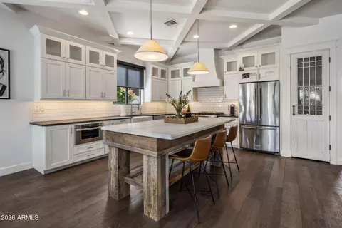 Kitchen - 4506 E Montecito Ave, Phoenix, AZ 85018 photo 5 of 5