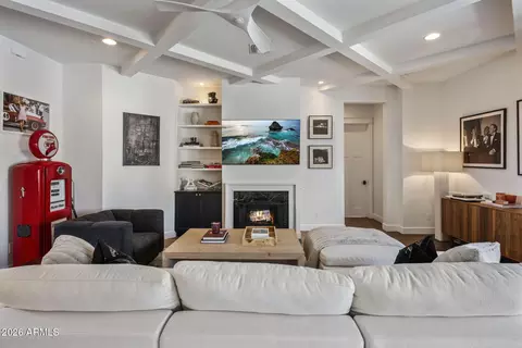 Living - 4506 E Montecito Ave, Phoenix, AZ 85018 photo 3 of 3
