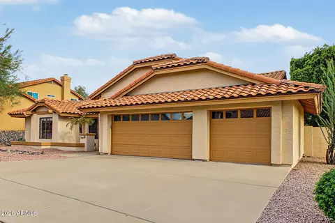 Exterior - 1101 E Braeburn Dr, Phoenix, AZ 85022 photo 3 of 7