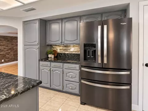 Kitchen - 1825 E Redfield Rd, Phoenix, AZ 85022 photo 2 of 7
