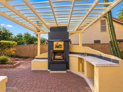 Exterior - 1825 E Redfield Rd, Phoenix, AZ 85022 photo 7 of 13