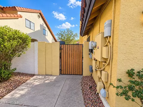 Exterior - 1825 E Redfield Rd, Phoenix, AZ 85022 photo 10 of 13