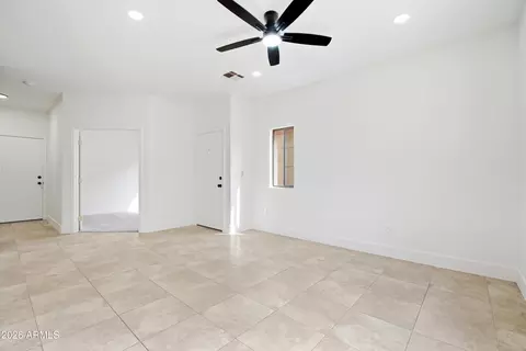 Living - 1575 E Baylor Ln #B, Gilbert, AZ 85296 photo 2 of 3