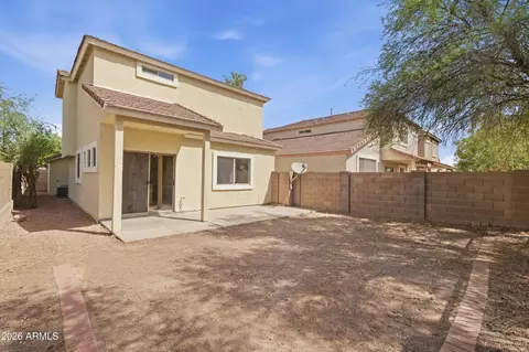 Exterior - 1575 E Baylor Ln #B, Gilbert, AZ 85296 photo 4 of 5