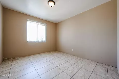 Bedroom - 1933 W Mitchell Dr, Phoenix, AZ 85015 photo 3 of 4