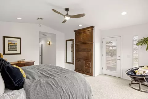 Bedroom - 4440 E Clarendon Ave, Phoenix, AZ 85018 photo 2 of 5