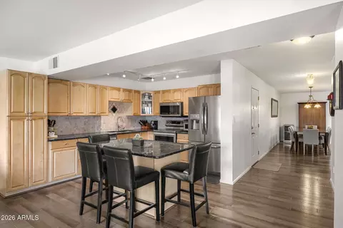 Kitchen - 4440 E Clarendon Ave, Phoenix, AZ 85018 photo 1 of 4