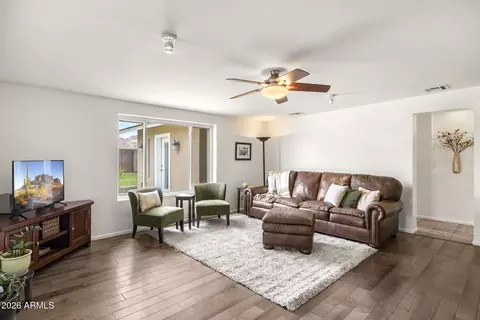 Other - 4440 E Clarendon Ave, Phoenix, AZ 85018 photo 3 of 9