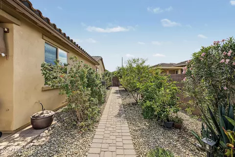 Exterior - 10342 E Tupelo Ave, Mesa, AZ 85212 photo 10 of 14