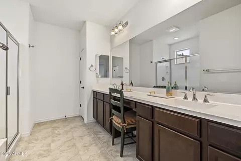Bath - 10342 E Tupelo Ave, Mesa, AZ 85212 photo 2 of 5