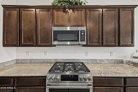 Kitchen - 10342 E Tupelo Ave, Mesa, AZ 85212 photo 4 of 6