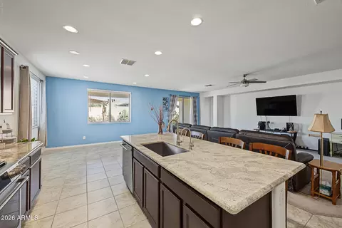 Kitchen - 10342 E Tupelo Ave, Mesa, AZ 85212 photo 6 of 6