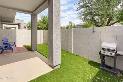 Exterior - 2402 E 5th St #1672, Tempe, AZ 85288 photo 1 of 8
