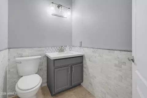 Bath - 2402 E 5th St #1672, Tempe, AZ 85288 photo 1 of 5