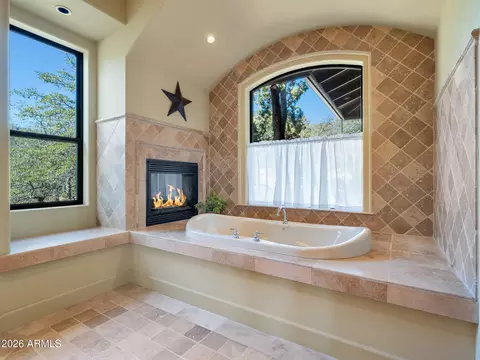 Bath - 6683 W Buffalo Run, Pine, AZ 85544 photo 4 of 7