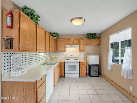 Kitchen - 4079 N Cherri Lynn Dr, Pine, AZ 85544 photo 1 of 3