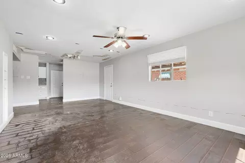 Living - 2016 W Whitton Ave, Phoenix, AZ 85015 photo 2 of 5