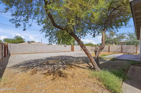 Exterior - 2016 W Whitton Ave, Phoenix, AZ 85015 photo 4 of 6
