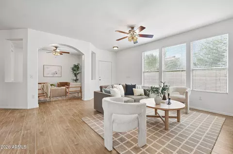 Living - 4032 E Gail Ct, Gilbert, AZ 85296 photo 1 of 8
