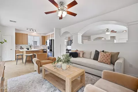 Living - 4032 E Gail Ct, Gilbert, AZ 85296 photo 6 of 8