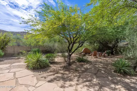Exterior - 220 W Willow Ave, Phoenix, AZ 85029 photo 13 of 15