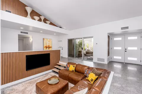 Living - 220 W Willow Ave, Phoenix, AZ 85029 photo 5 of 6