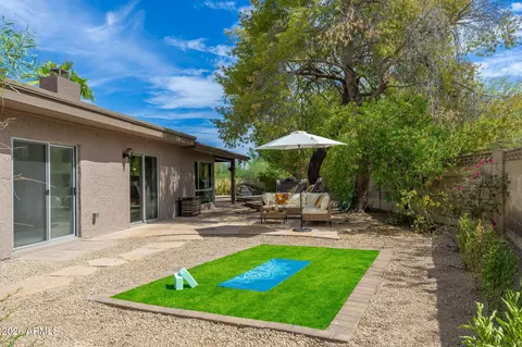 Exterior - 220 W Willow Ave, Phoenix, AZ 85029 photo 12 of 15